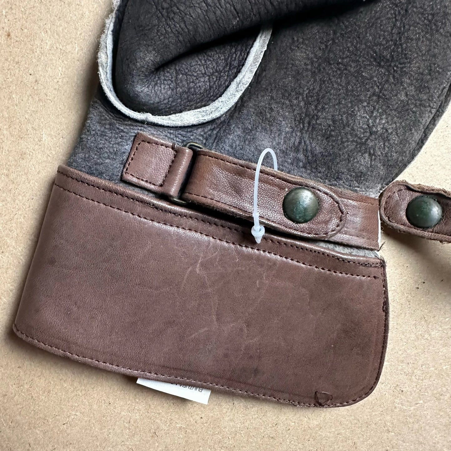 A/W1987 Charcoal Sheepskin Snowmobile Gloves