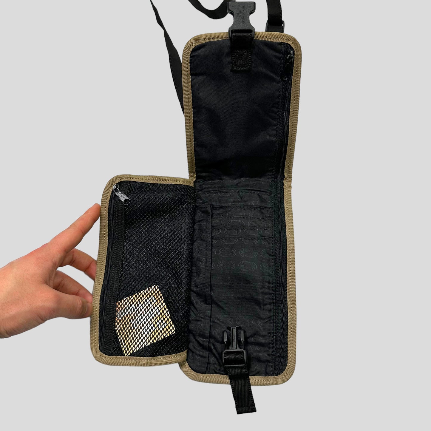 Nike 2005 Crossbody Tri-fold Wallet Bag | O/S, Red