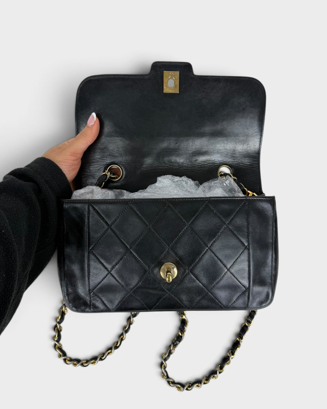 1980s Vintage Chanel Black Lambskin Diana Square Single Flap Bag 24K GHW | O/S, Multicoloured