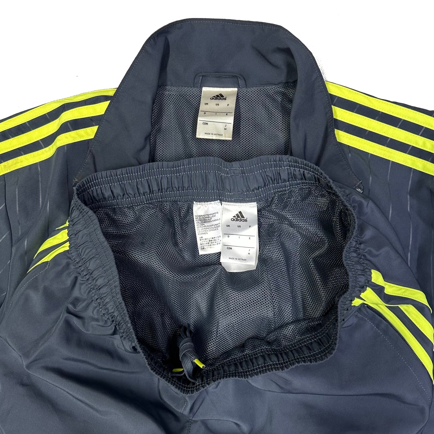 Adidas Real Madrid 2015/16 Tracksuit In Grey ( S )