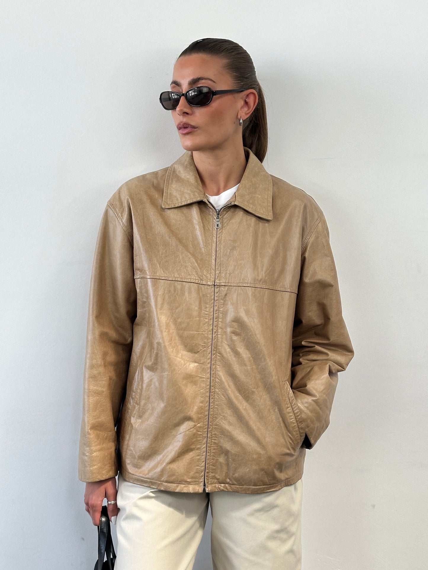 Italian Vintage Minimal Leather Jacket - L