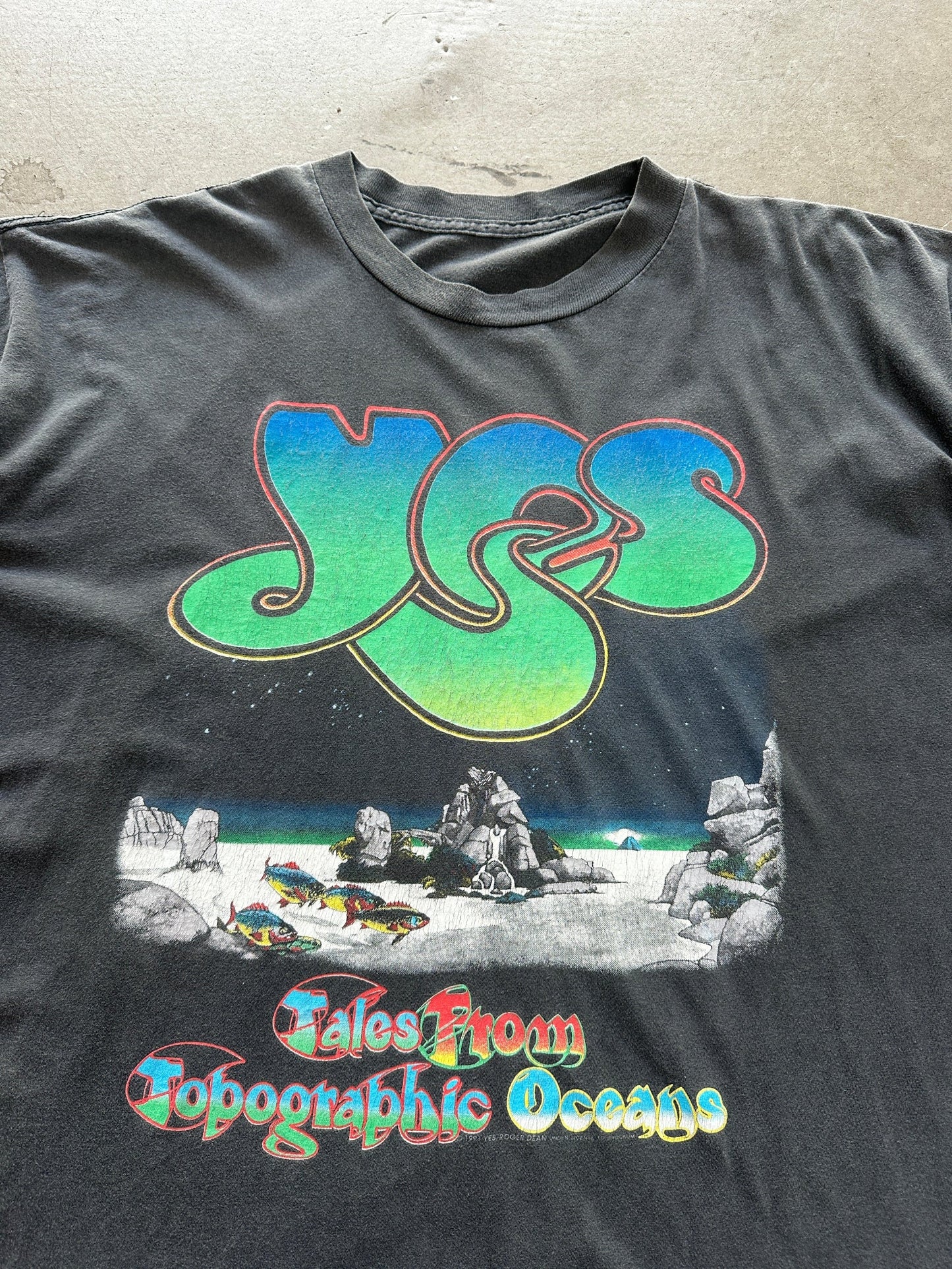 1991 YES Tales From Topographic Oceans T-Shirt - XL | X-Large, Red