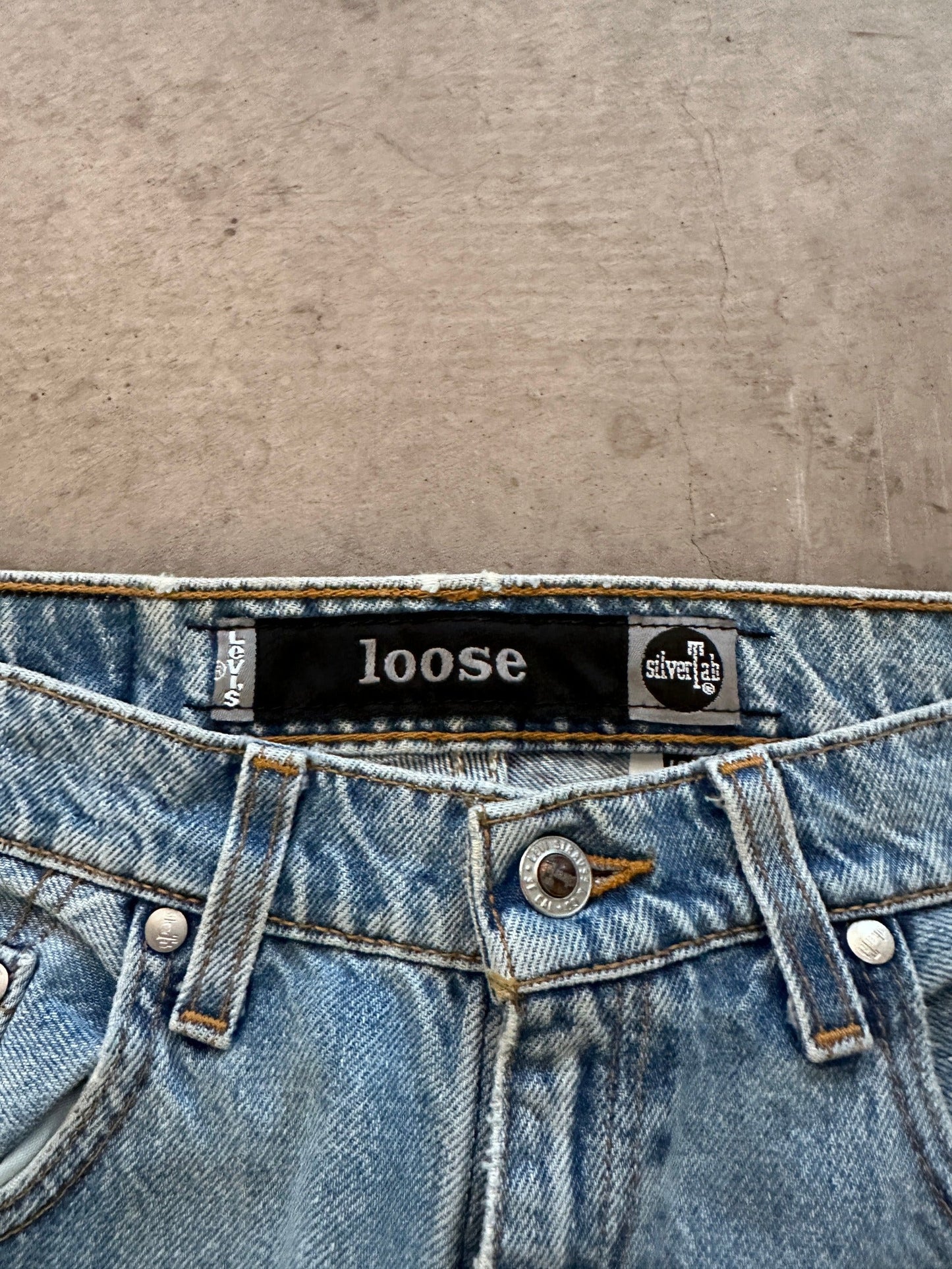 1998 Levi's Silver Tab Loose Jeans - 28 x 32 | W28, Multicoloured