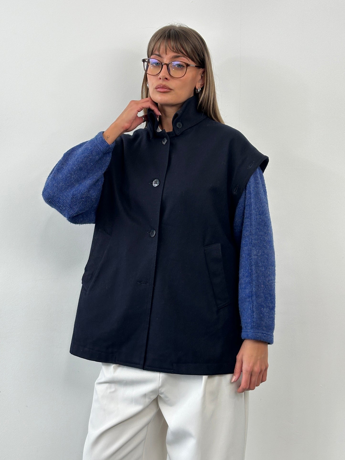 Italian Vintage 1990s Wool Detachable Sleeve Jacket - L/XL