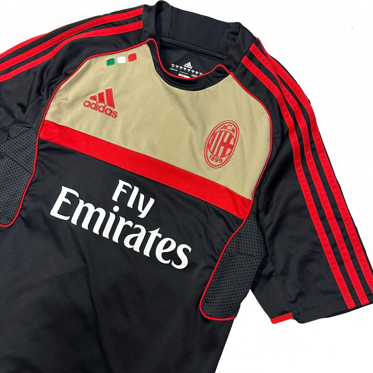 Adidas AC Milan 2010/11 Shirt In Black & Red ( S )