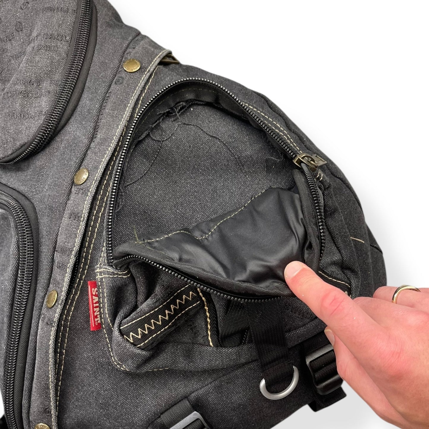 2000's Saint Eagle Multipocket Sling Bag | Default Title, Red