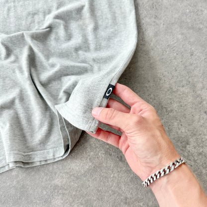 Oakley Software 2000s heavyweight rubber logo t-shirt (M)