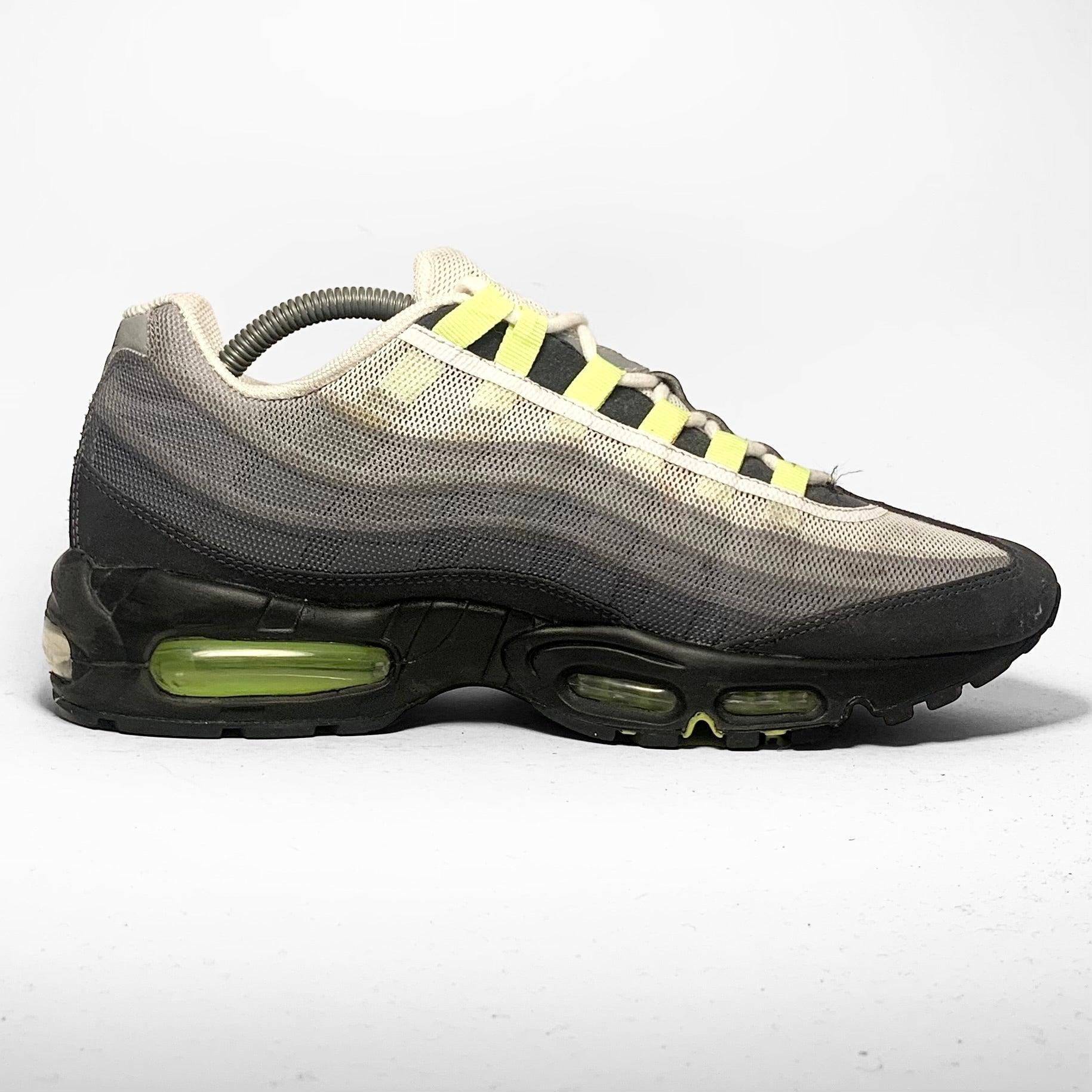 Nike Air Max 95 'Premium Tape Neon' (2013) – Known Source