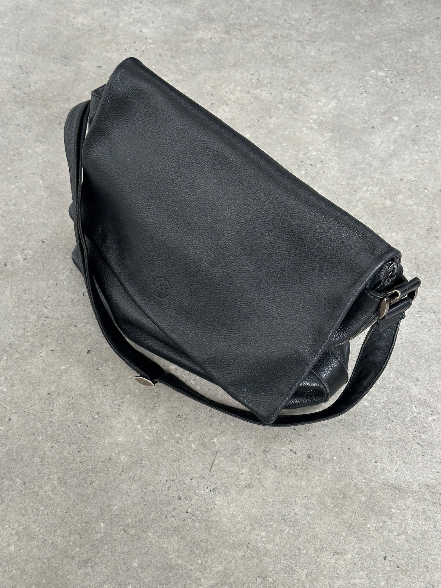 Giorgio Armani 1990s Leather Logo Crossbody Bag