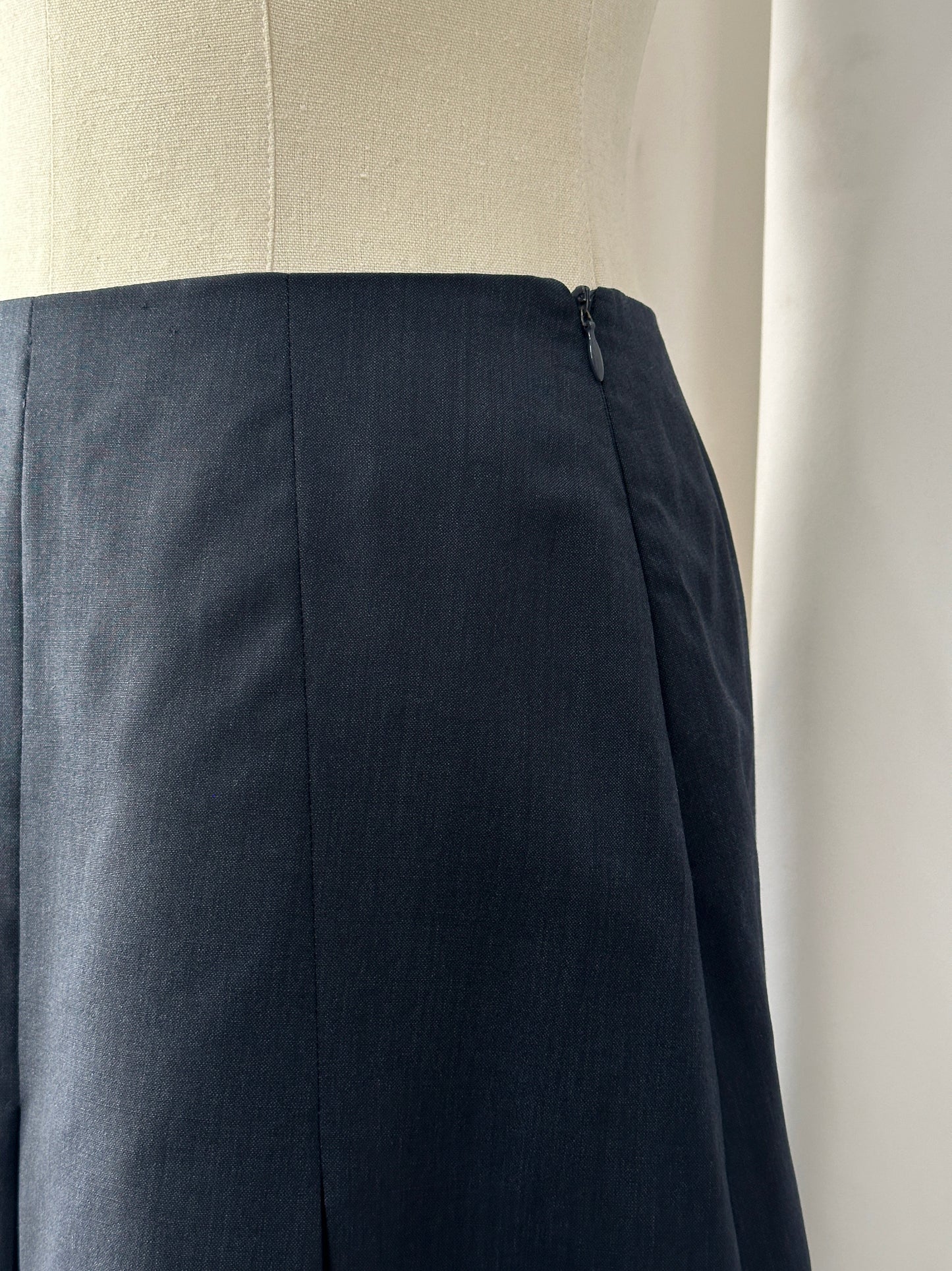 Italian Vintage 1990s Pure Merino Wool Pleated Mini Skirt - W24