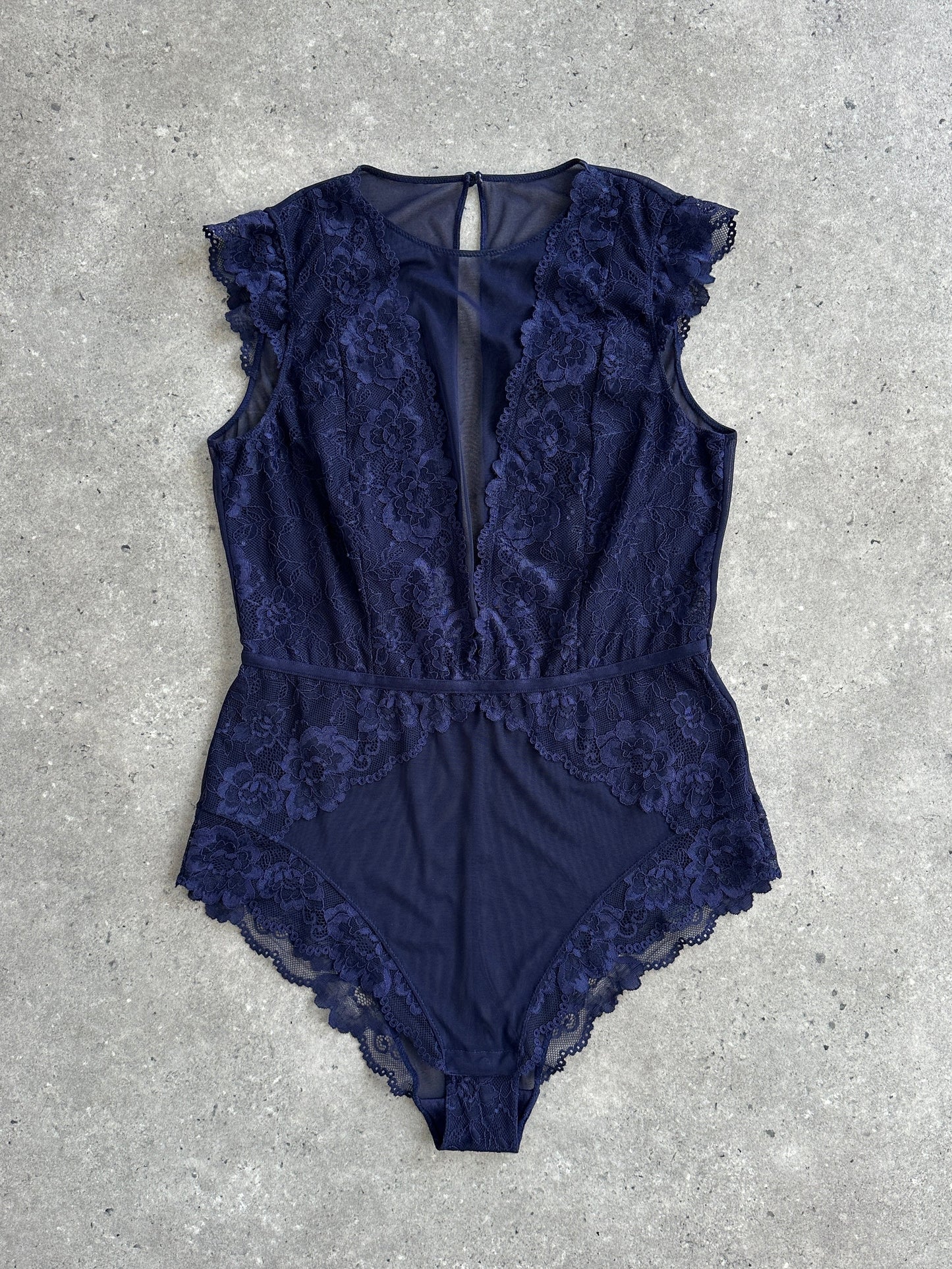 Vintage 2000s Lace Bodysuit - M