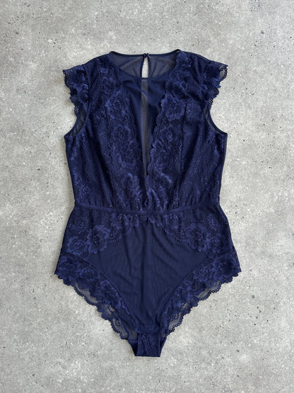 Vintage 2000s Lace Bodysuit - M