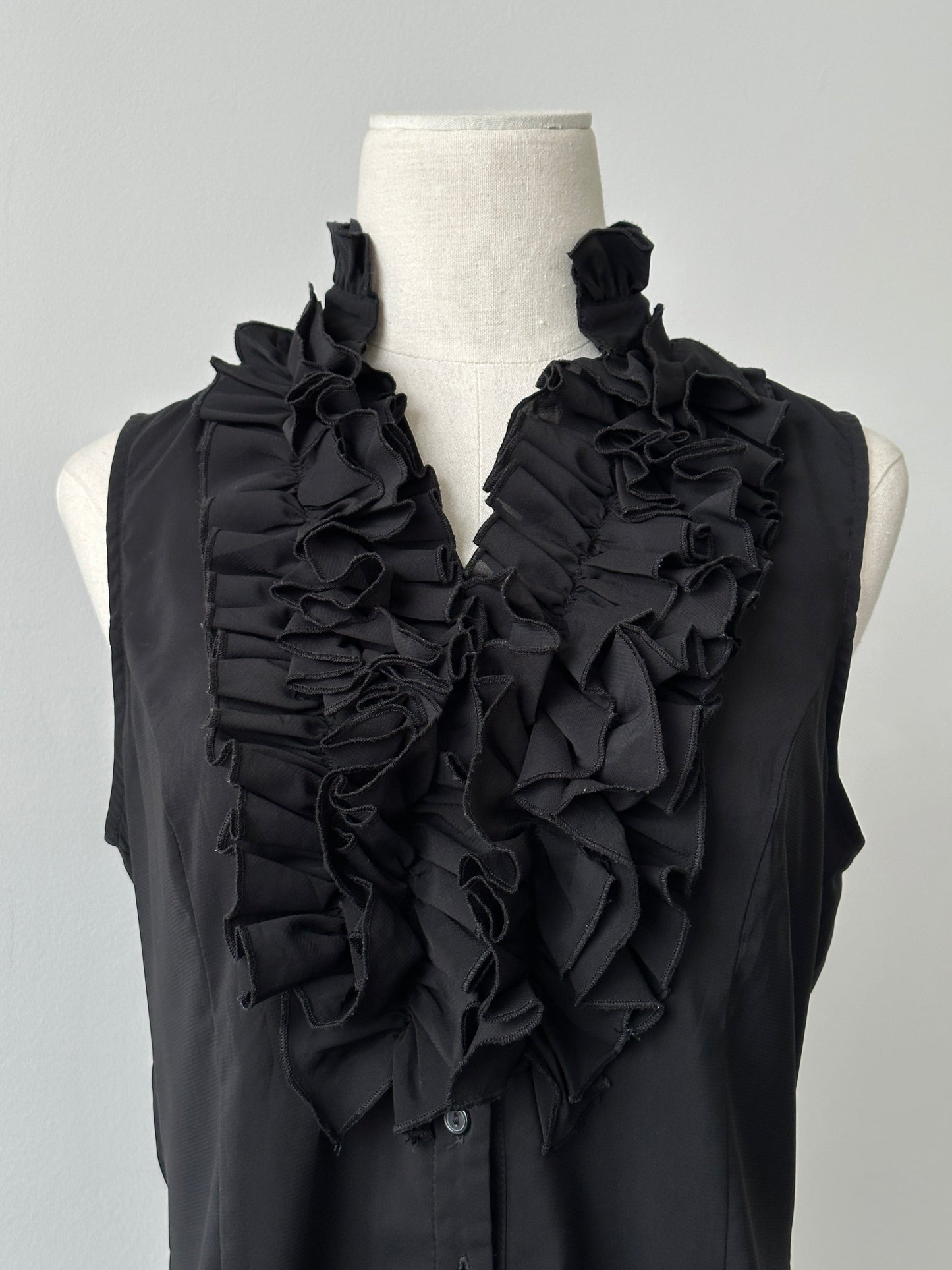 Vintage 2000s Sleevless Ruffle Top - S-M