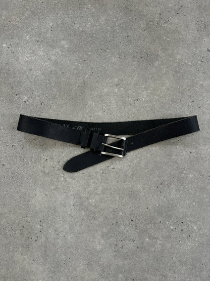 Vintage 1990s chrome distressed leather belt, W27-33, with metal buckle and aged finish, classic retro accessory.