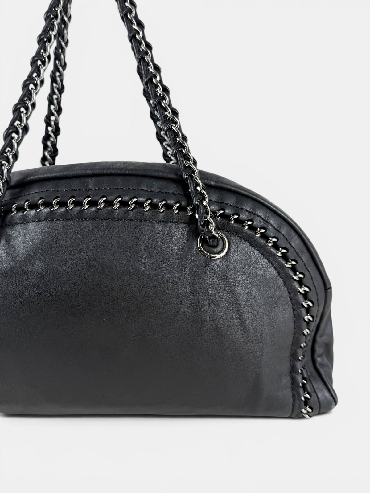 2005/2006 Chanel Luxe Ligne Black Lambskin Bowling Bag | O/S, Multicoloured
