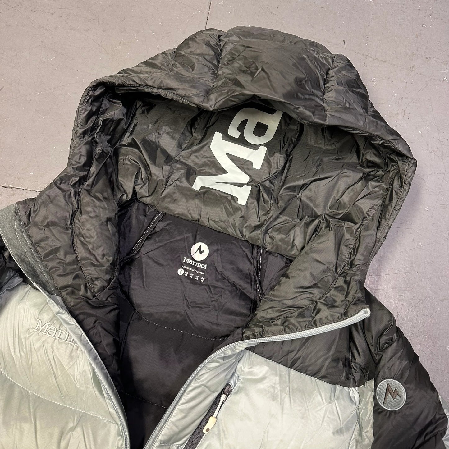 Marmot Down Puffer Jacket In Grey & Black ( S )