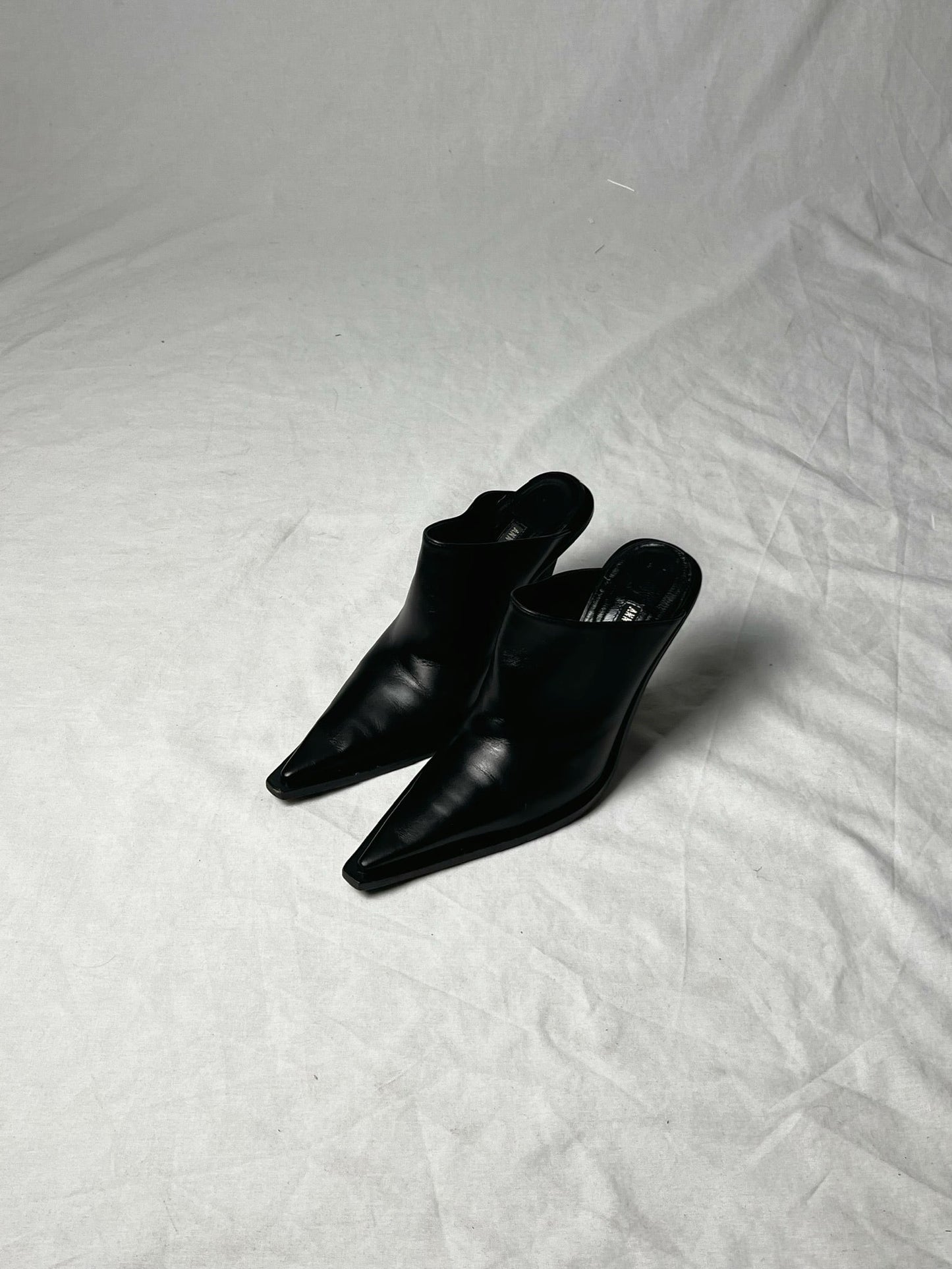 ANN DEMEULEMEESTER MULE HEELS | DEFAULT TITLE, Black