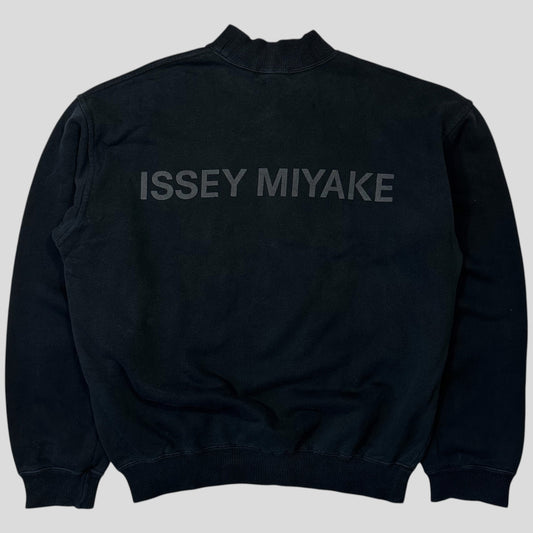 Issey Miyake 1993 Staff Spellout Logo Boxy Crewneck Jumper - M