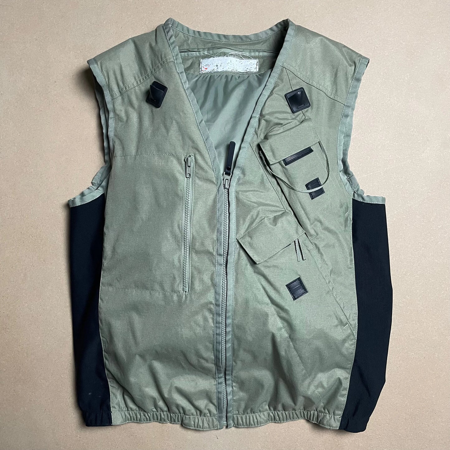 2000 Light Olive Green Massimo Osti x Levi’s ICD x Phillips Software Transformable Vest
