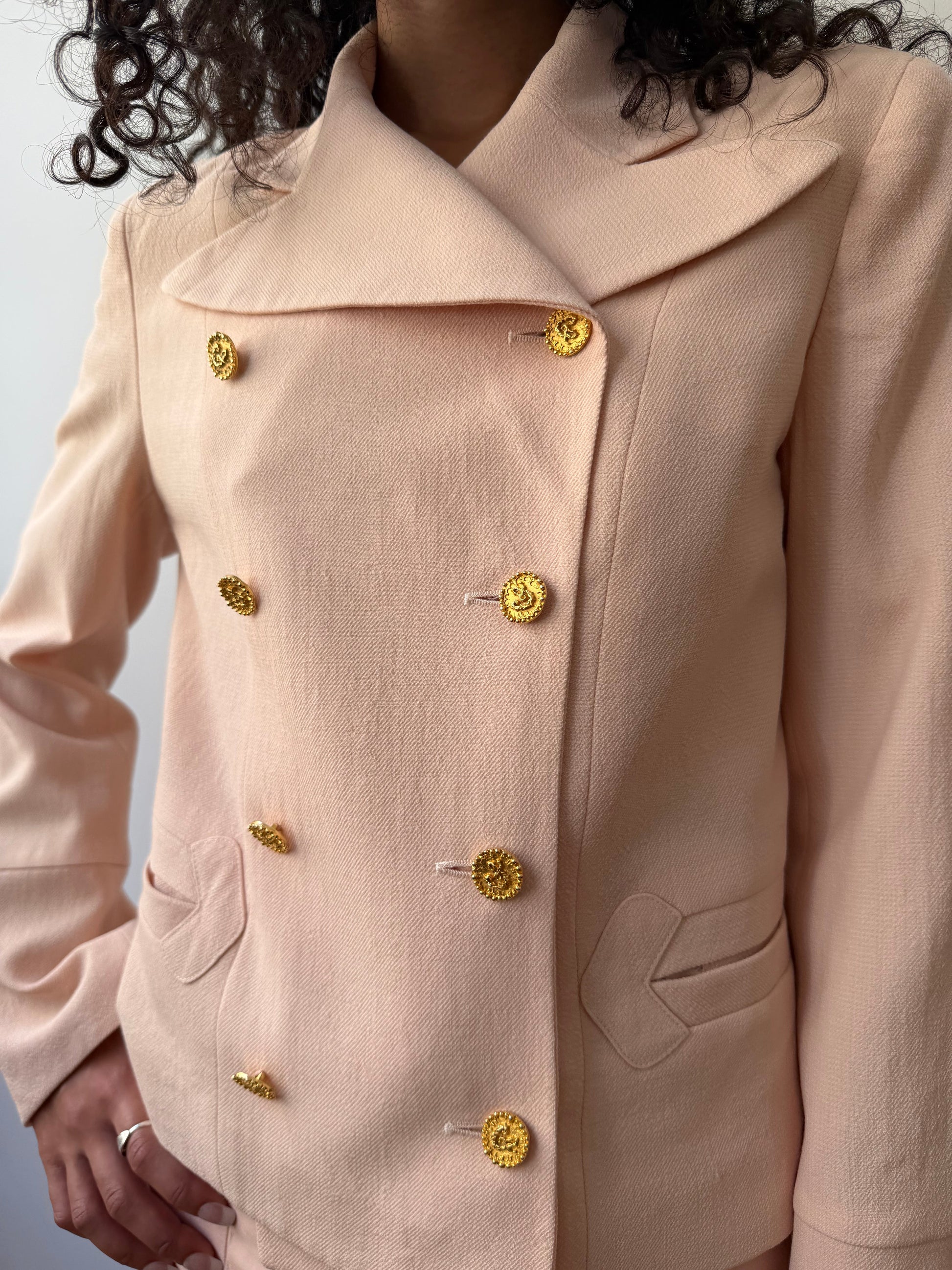 https://cdn.shopify.com/s/files/1/0620/3408/4027/files/9EAAFBD3-ADEA-4C57-89D0-128021558559.jpg?v=1780017904