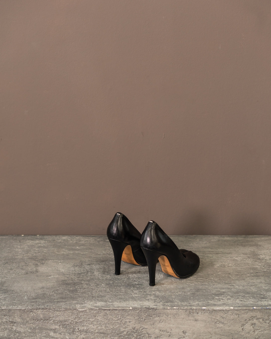 MARGIELA TABI HEELS (EU 36, fits like 35)