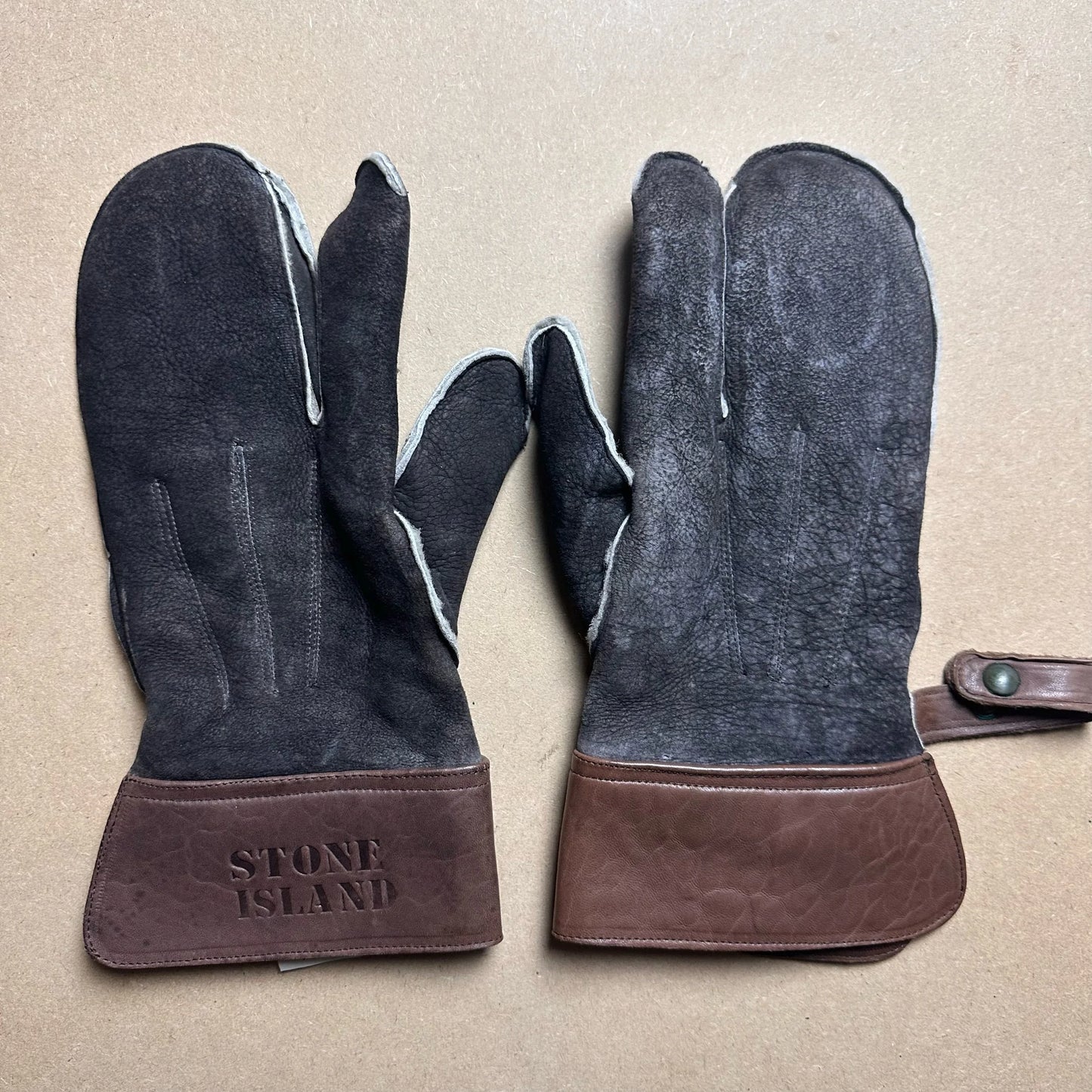 A/W1987 Charcoal Sheepskin Snowmobile Gloves