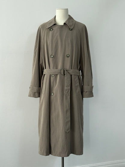 Ralph Lauren Chaps belted trench coat in XL-XXL size, beige fabric with waist belt and classic 1990s style.