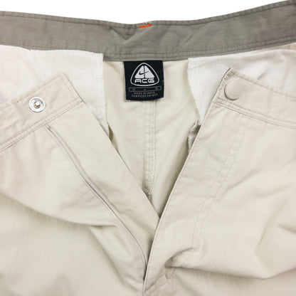 Vintage Nike ACG Convertible Zip Off Trousers Womens Size L