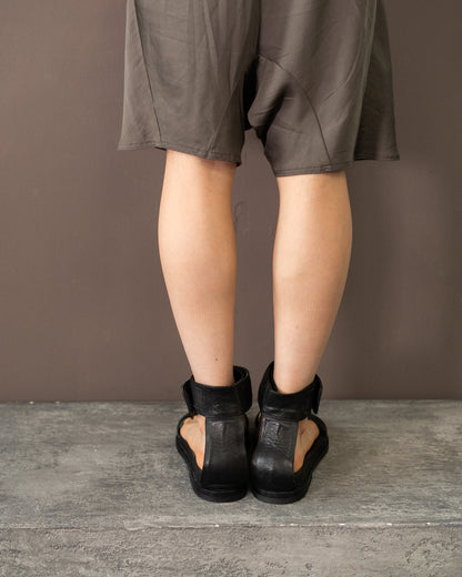 ANN DEMEULEMEESTER SANDALS (EU 40)