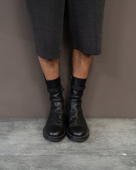 ANN DEMEULEMEESTER VITELLO LACE BACK BOOTS (EU 43)