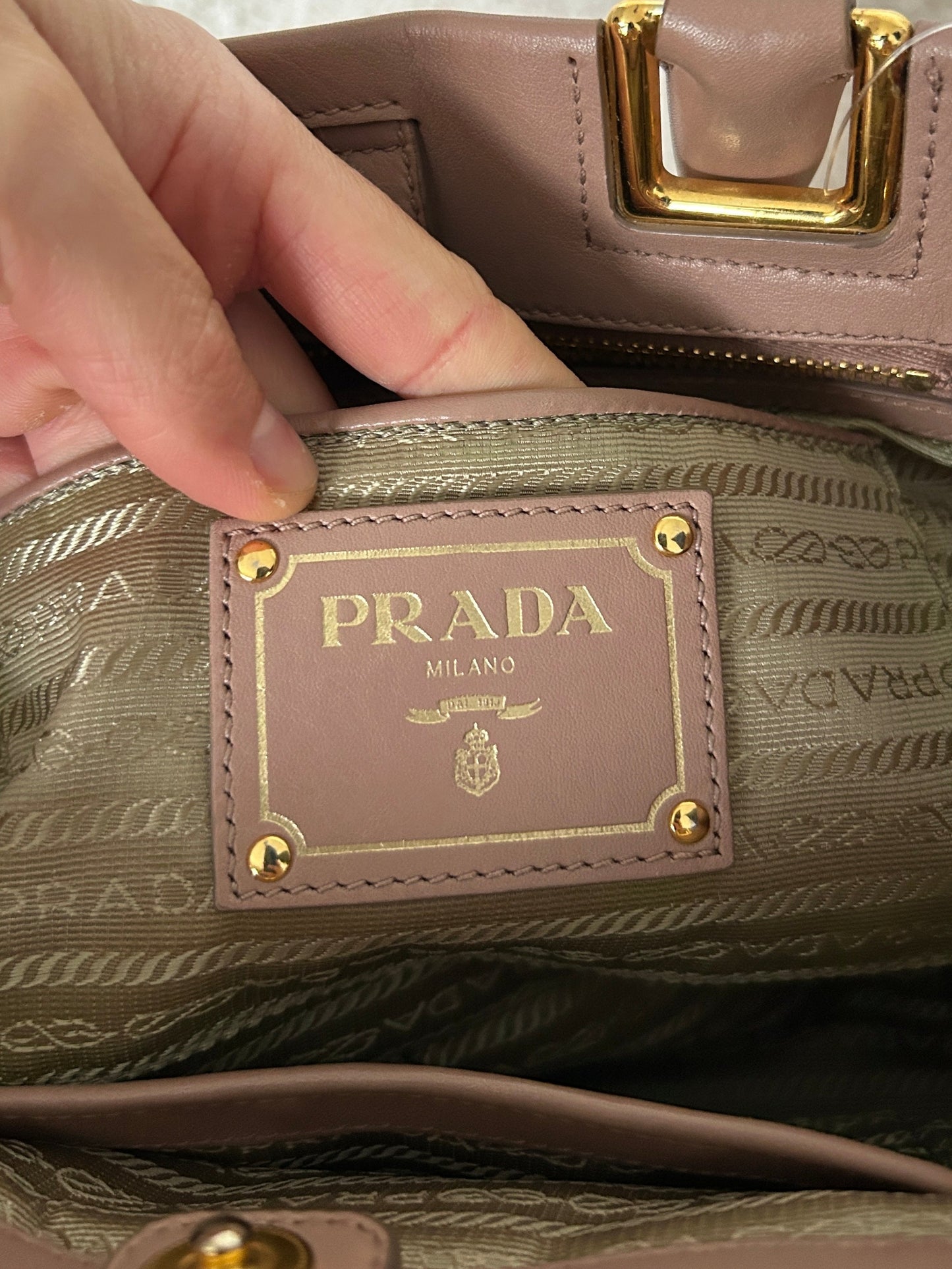 2010s Prada Vitello Leather Bow Handbag | O/S, Gold