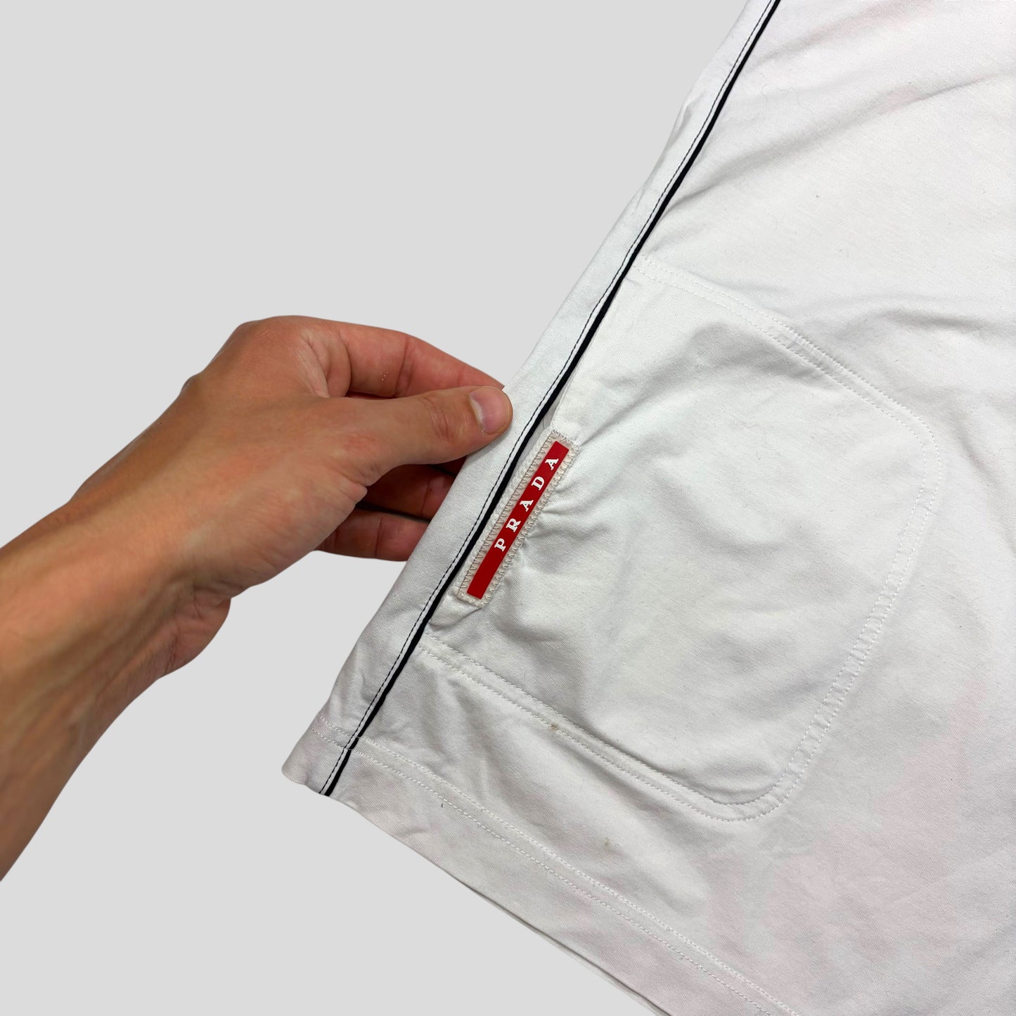 Prada Milano 2018 Red Tab Stash Pocket Piped T-shirt - L | Default Title, Multicoloured