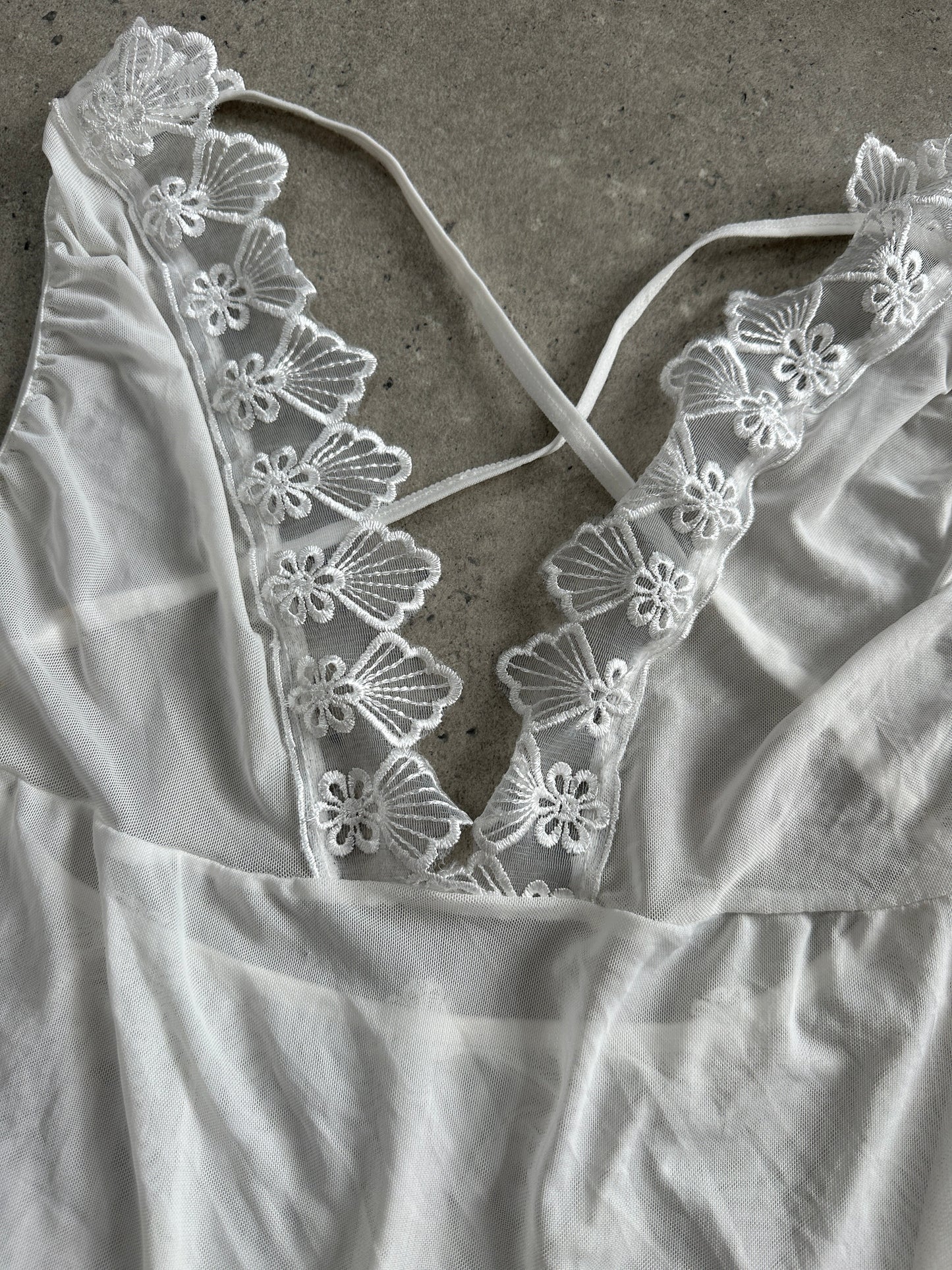 Vintage 2000s Lace Top - M/L