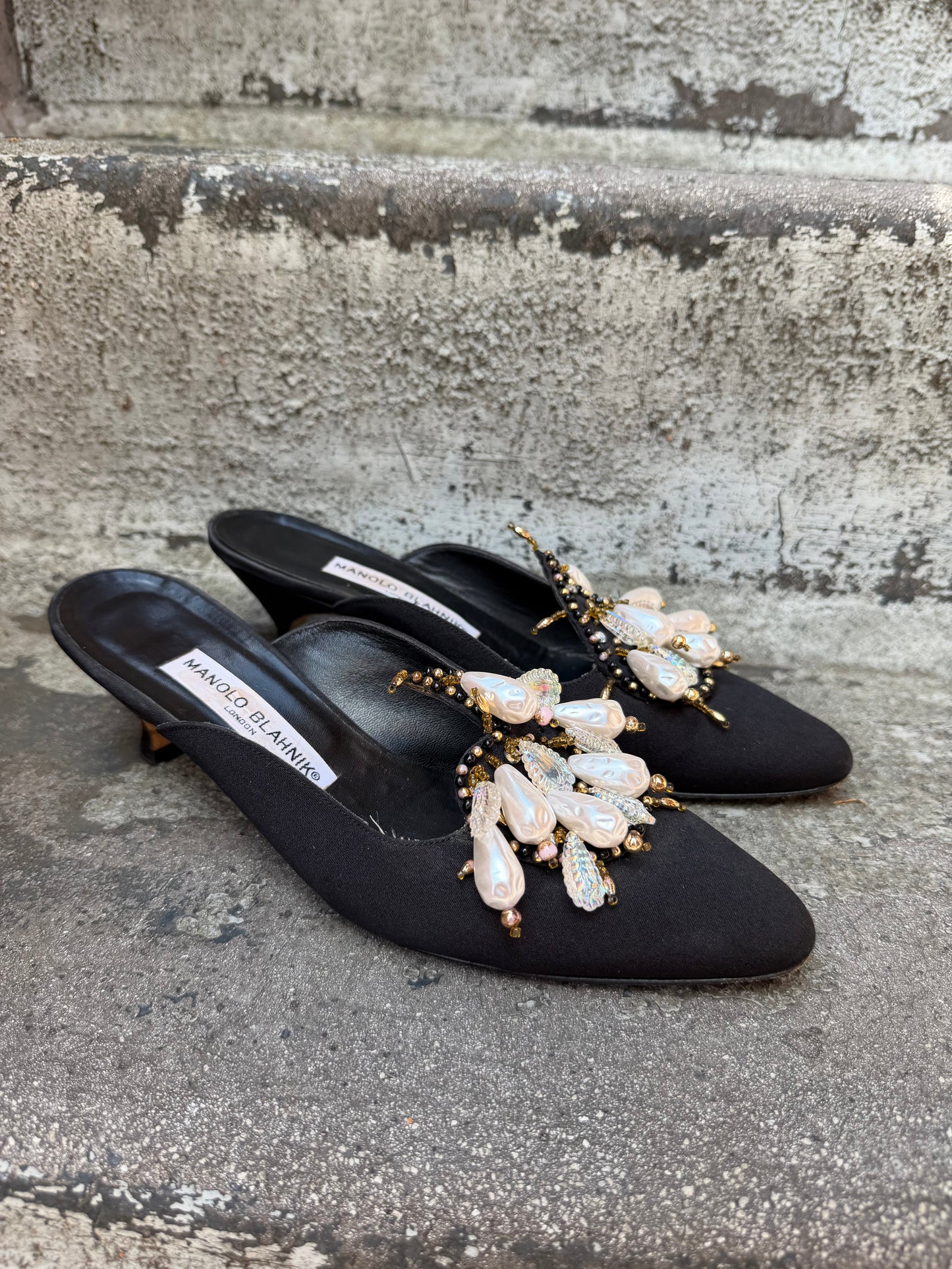 https://cdn.shopify.com/s/files/1/0620/3408/4027/files/A3D6A481-F6FF-4D19-9AA1-3A9CEBC12AA4.jpg?v=1784582159