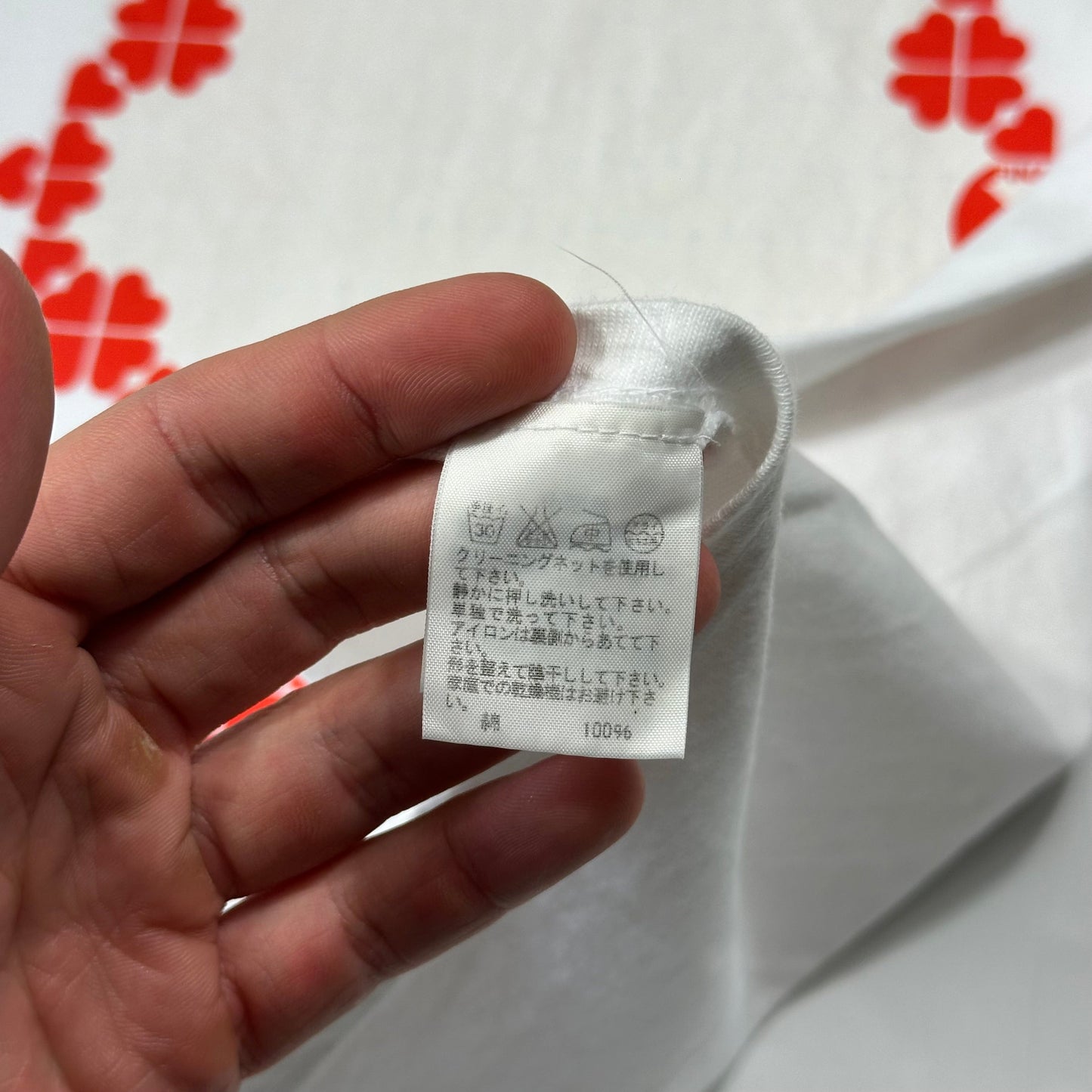 Final Home 2002 Love Heart Graphic Boxy T-shirt - S