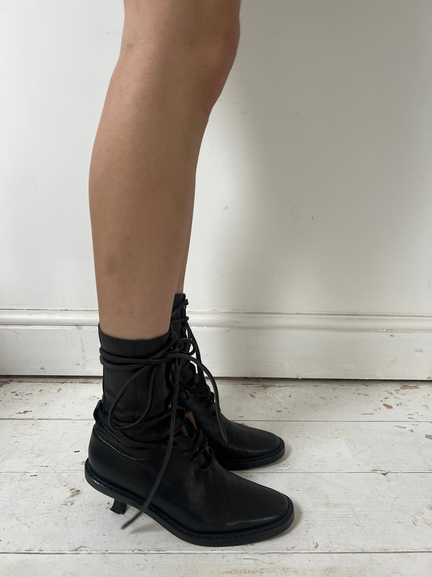 ANN DEMEULEMEESTER LACE UP KITTEN HEEL BOOTS (EU 37.5, FITS 38.5) | DEFAULT TITLE, Black