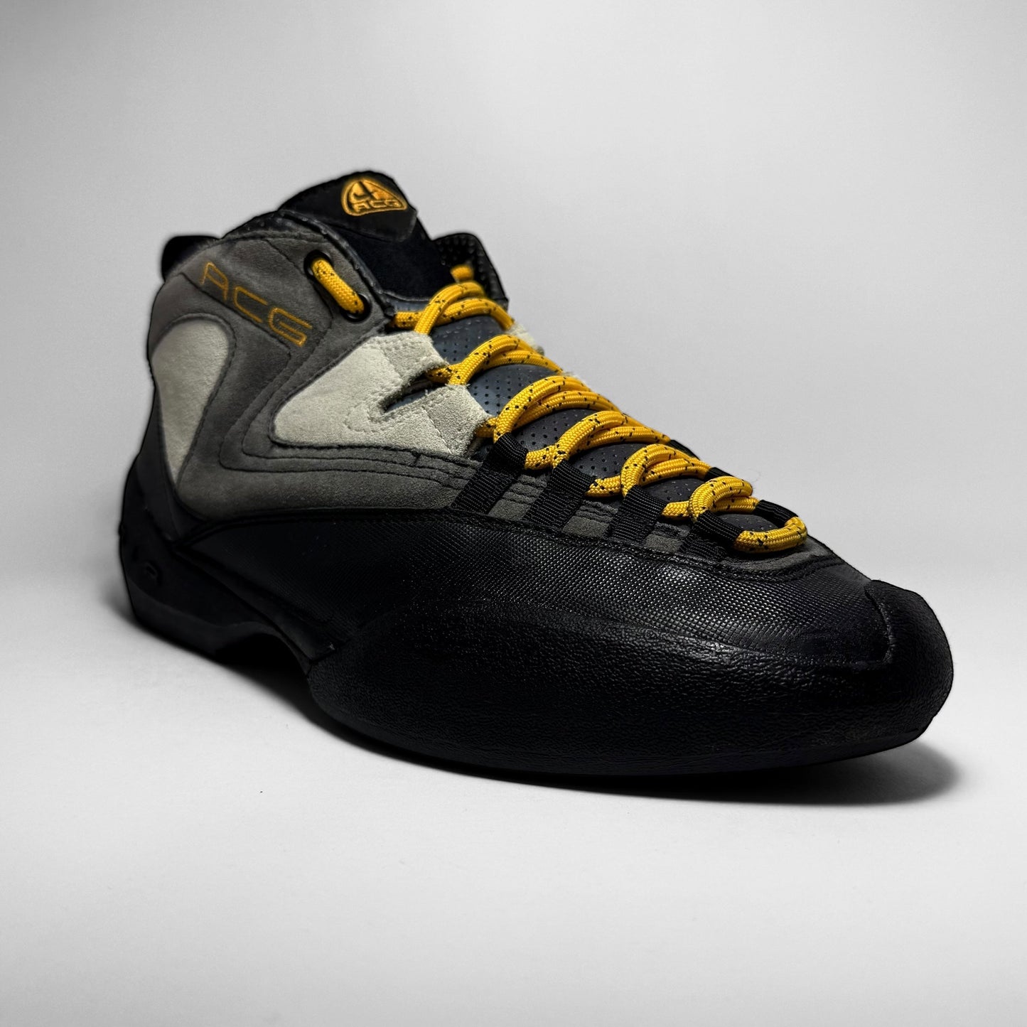 Nike ACG Cinder Cone (2002)