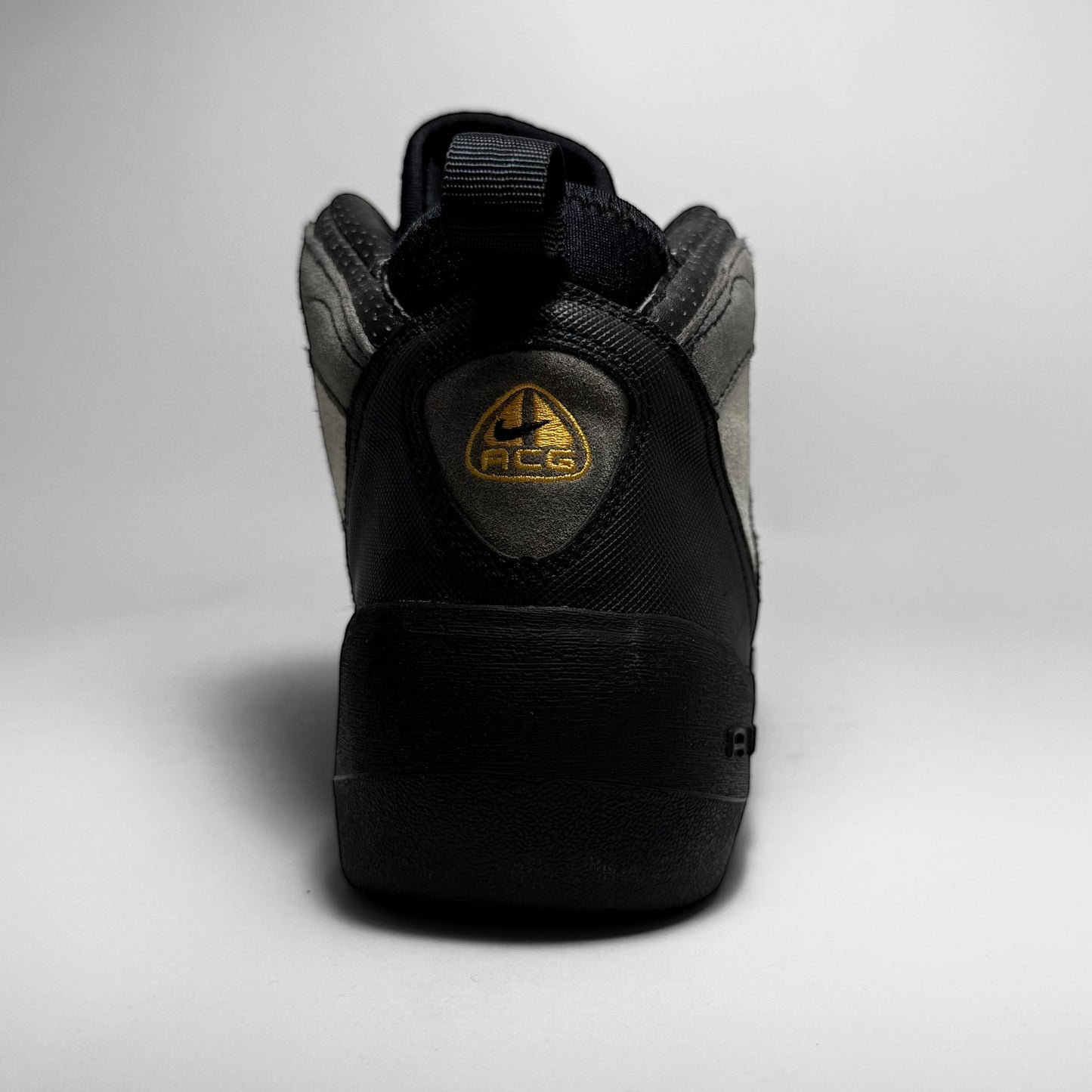 Nike ACG Cinder Cone (2002)