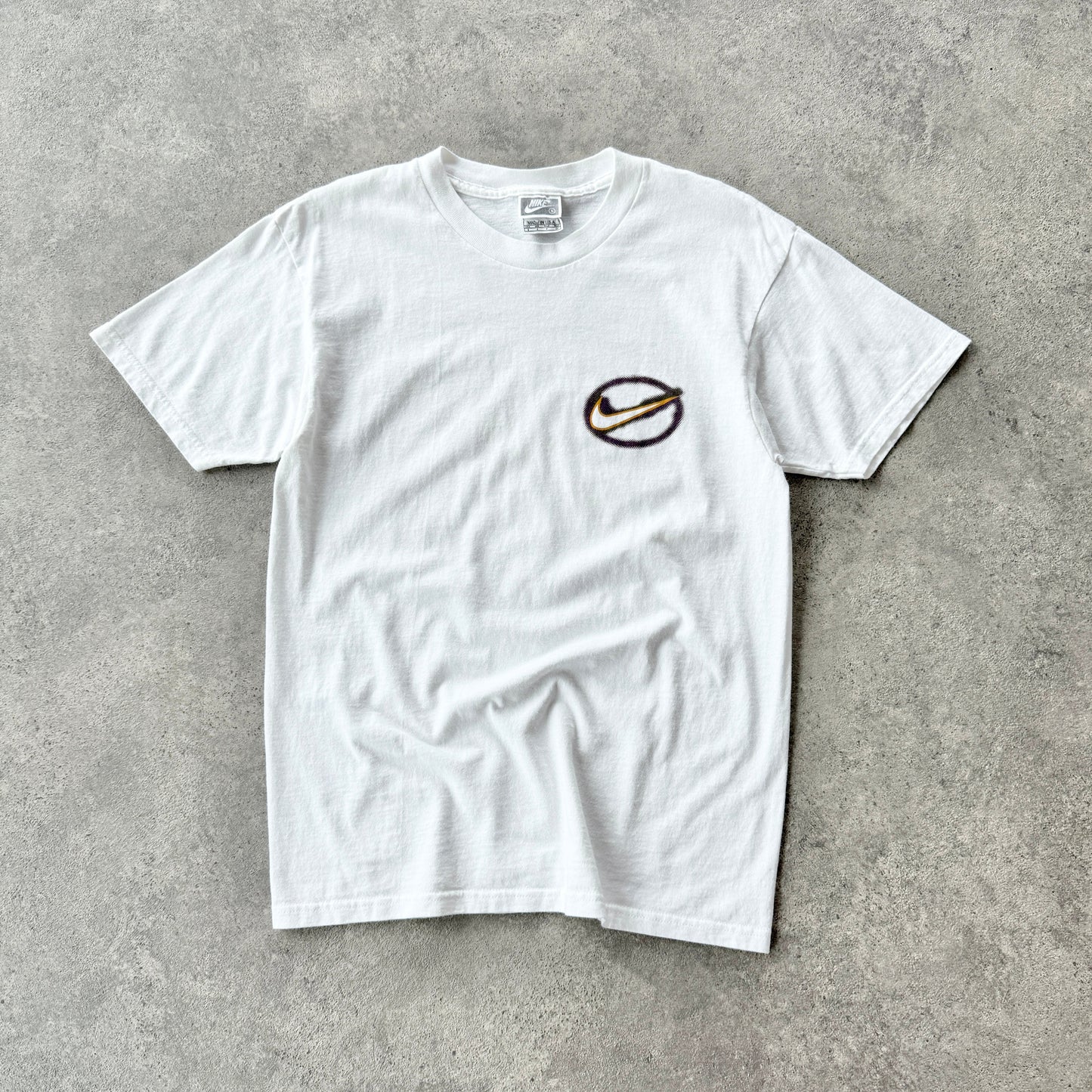 Nike 1990s heavyweight graphic logo t-shirt (S)