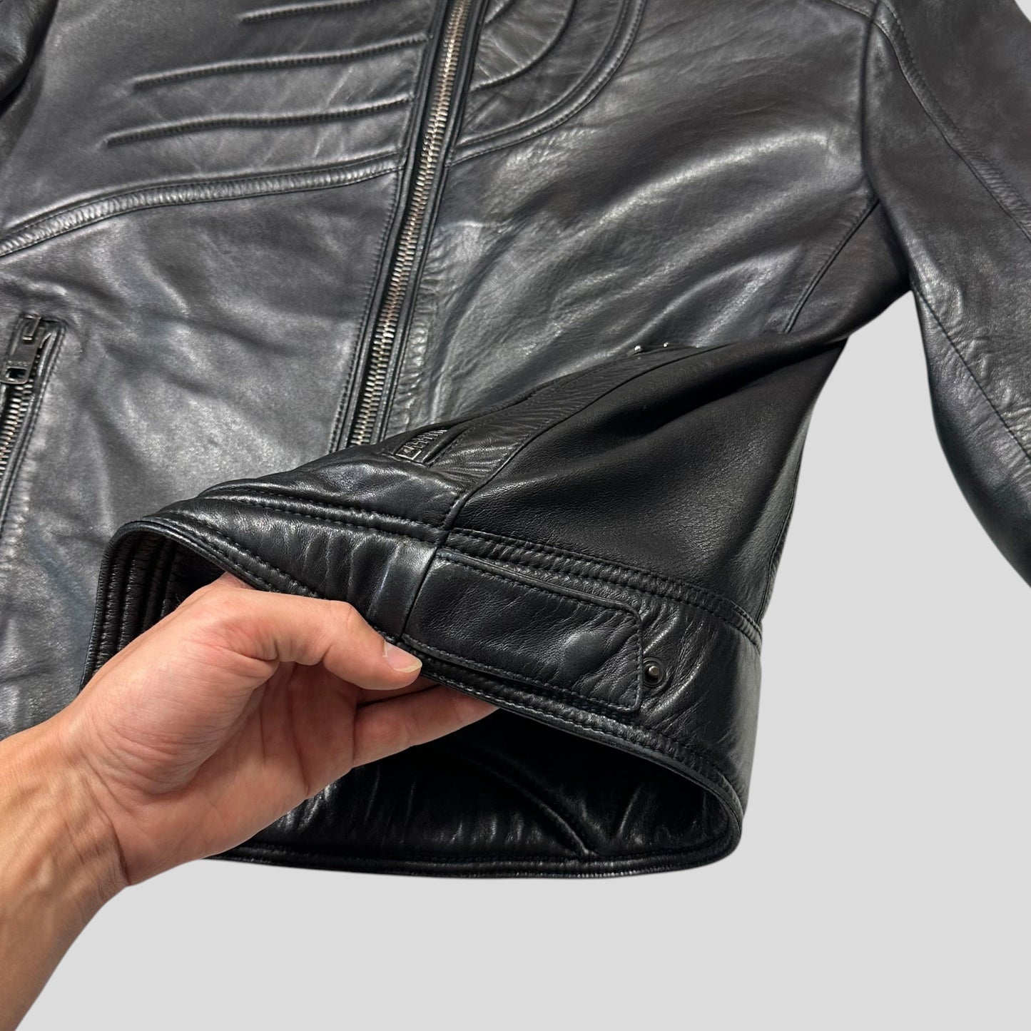 Gucci by Tom Ford AW00 Runway Spiral Leather Padded Moto Jacket - IT50 | Default Title, Black