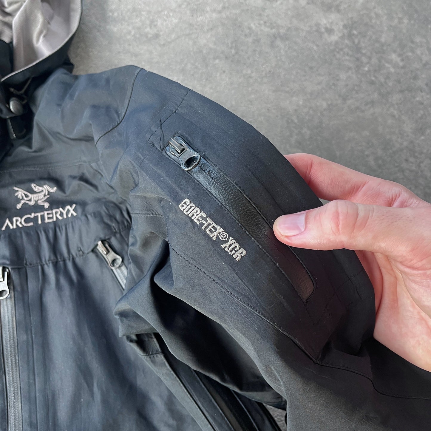 Arc’teryx 2000s Theta AR Gore-tex XCR technical shell jacket (S)