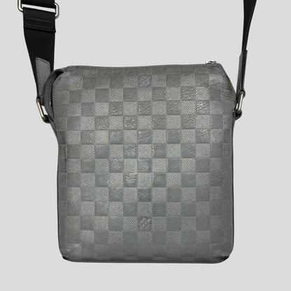 Louis Vuitton Damiere Discovery Monogram BB Leather Infini Messenger Bag | O/S, Grey