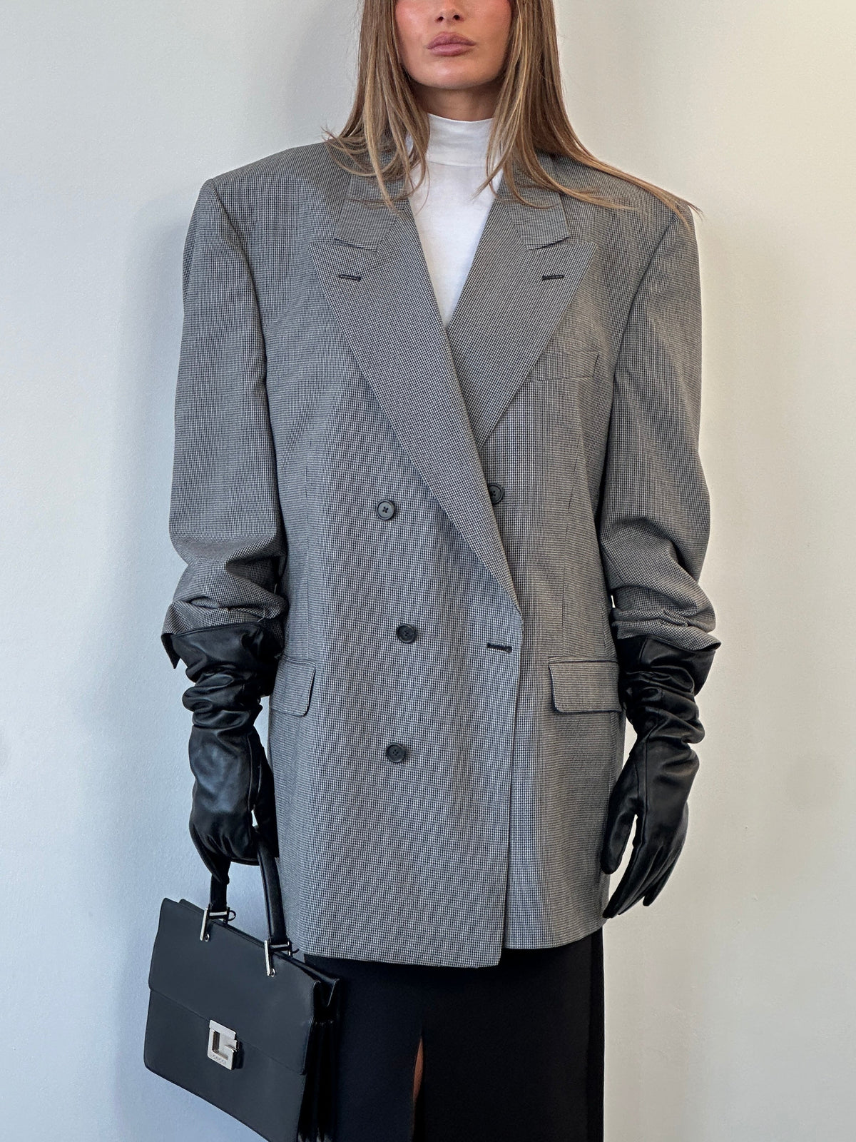 Christian Dior Monsieur 1980s pure wool houndstooth blazer, 44R/XL, with classic tailored fit and bold black and white pattern.