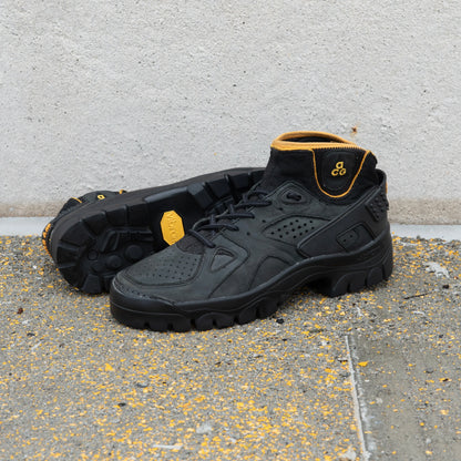 Reconstructed Collection - Nike ACG Air Mowabb (2005)
