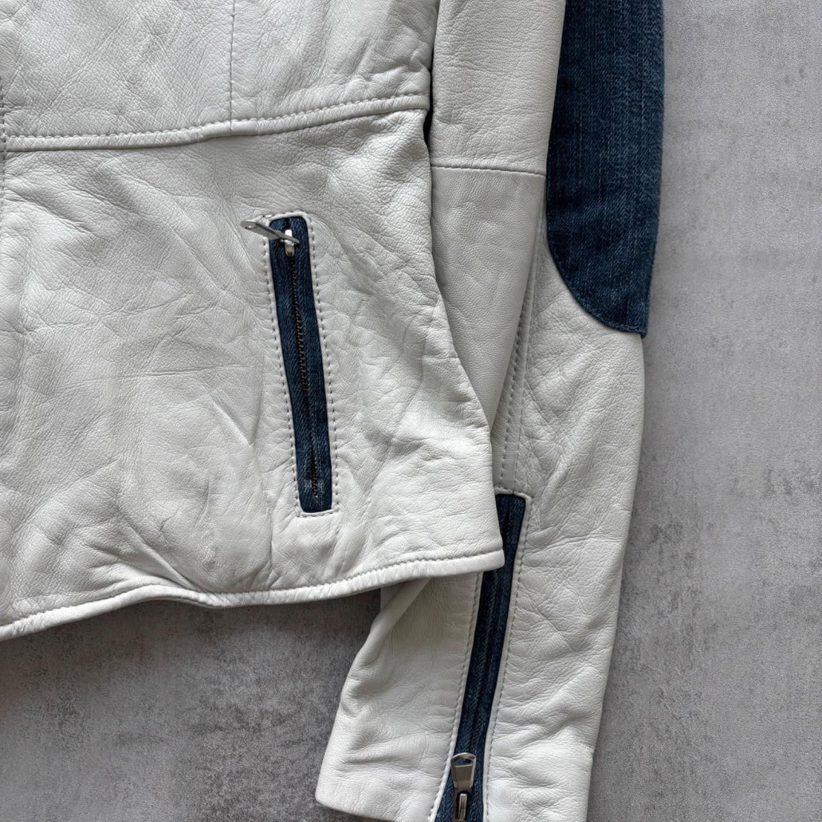 ARMANI LEATHER JACKET | O/S, White