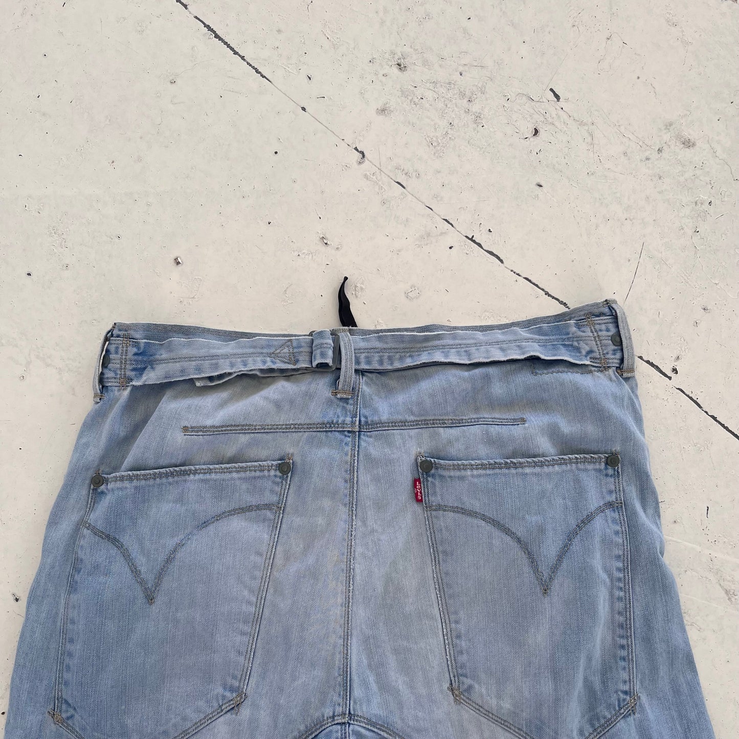 vintage levis engineered buckleback shorts | Blue, Red