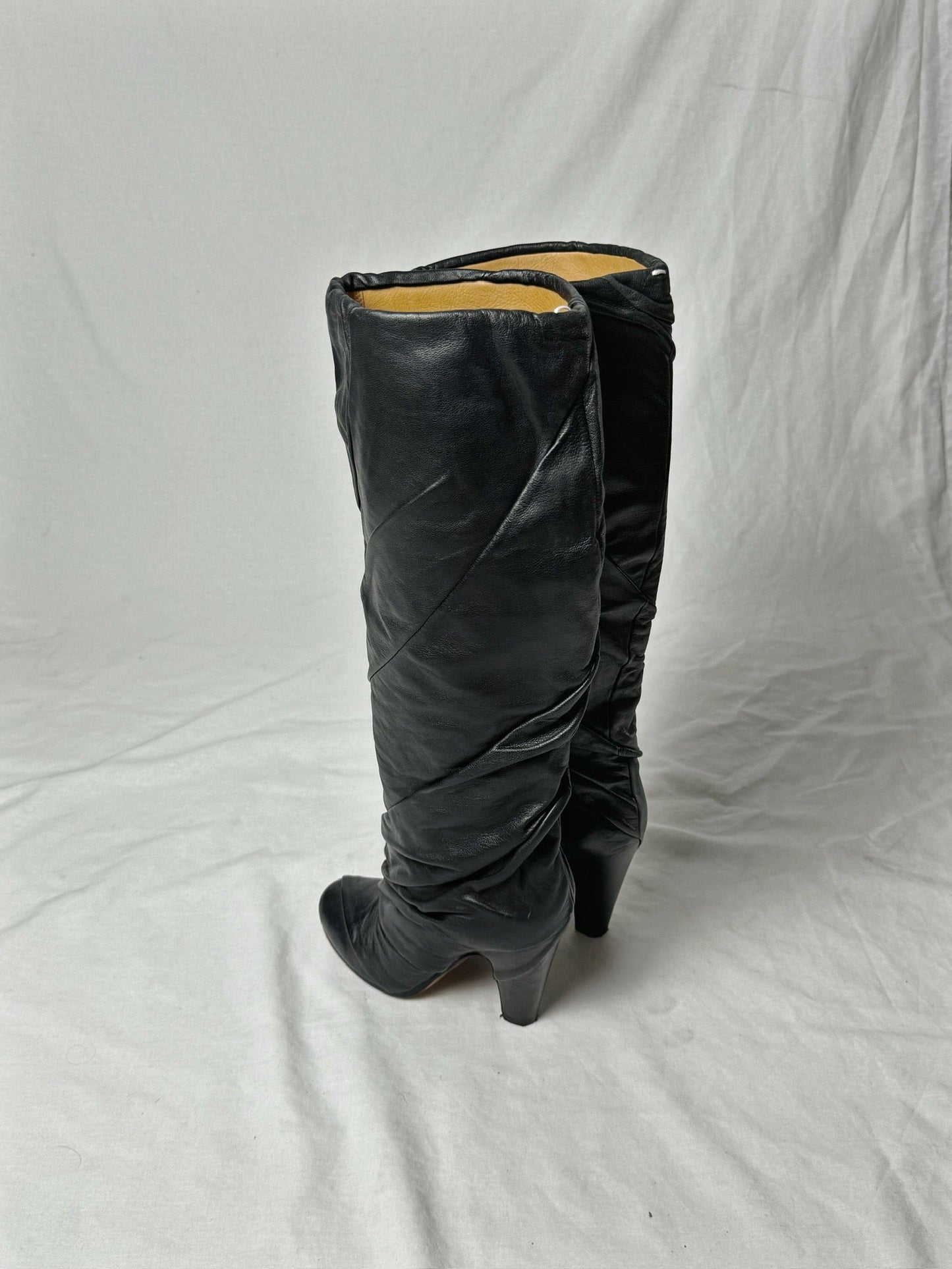 MARGIELA KNEE HIGH BOOTS (EU 37) | DEFAULT TITLE