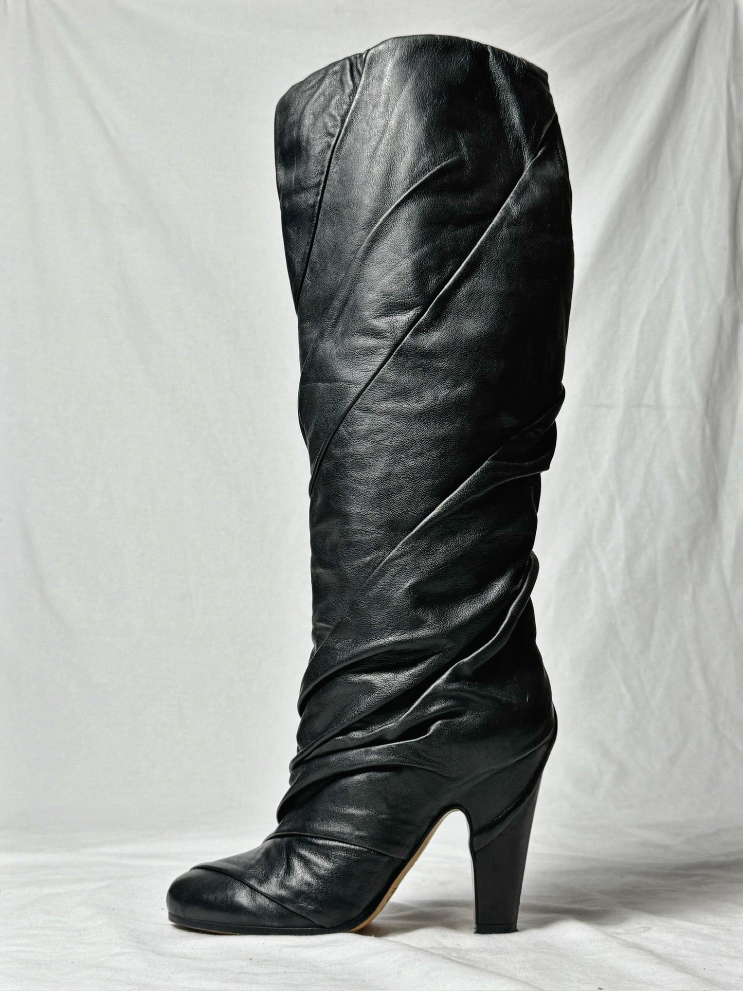 MARGIELA KNEE HIGH BOOTS (EU 37) | DEFAULT TITLE