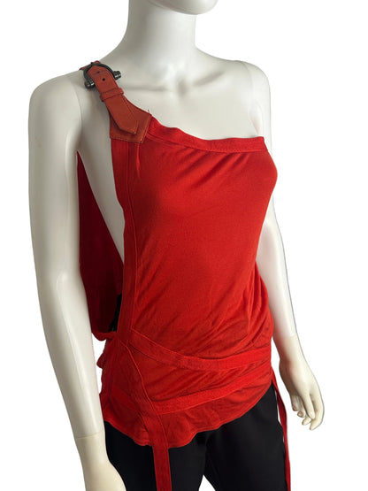 https://cdn.shopify.com/s/files/1/0900/2729/5066/files/Alexander_McQueen_Irere_Buckle_Top_2003.jpg?v=1774454215
