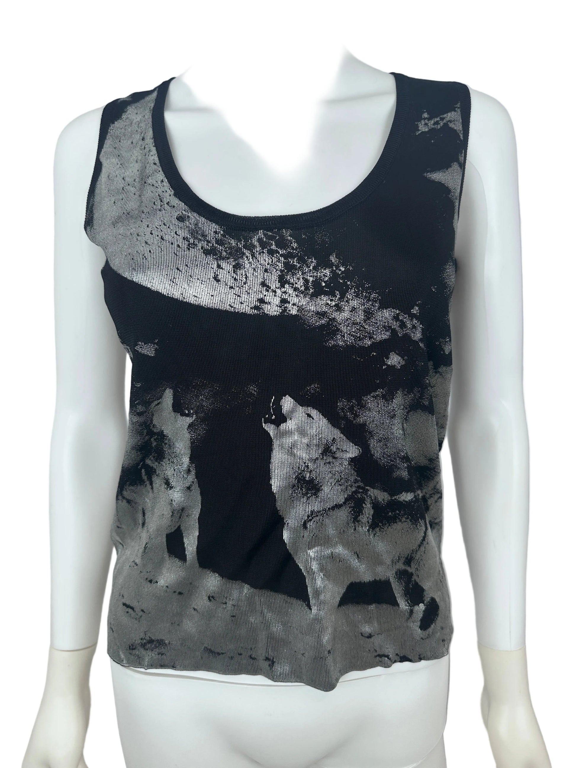A sleeveless black tank top with a gray and white wolf graphic print, displayed on a white mannequin torso.